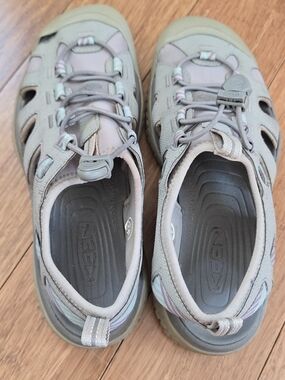 KEEN SOLR Performance Water Sandals Gray Outdoor Shoes Womens 7.5 Non-Slip